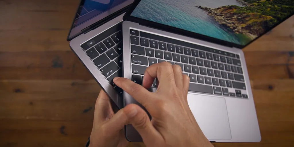 判事が、悪名高いMacBookのバタフライキーボードをめぐるAppleに対する集団訴訟を承認c